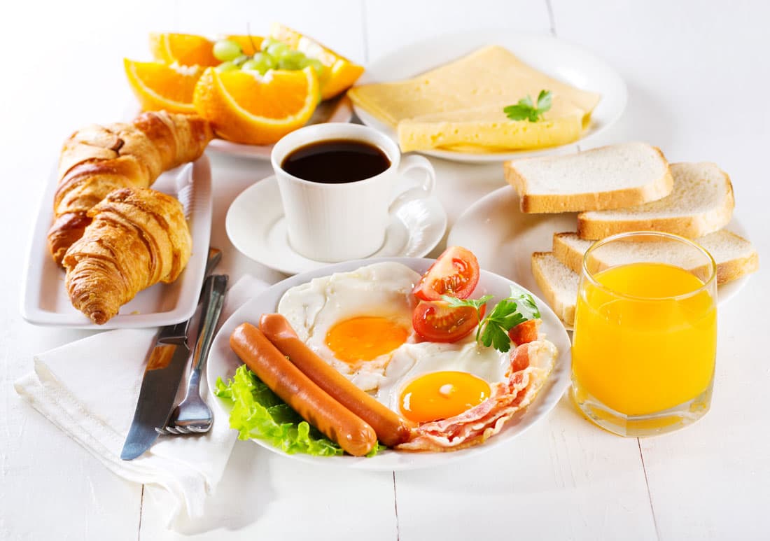 Desayunos en cafetería en Noia